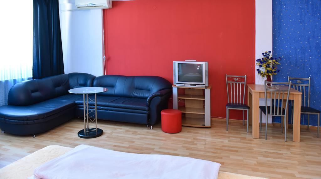 Hostel Milkaza Novi Sad Exterior foto
